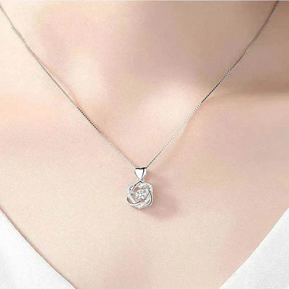 Collier de perles et strass à la mode avec pendentif en forme d'étoile pour femmes