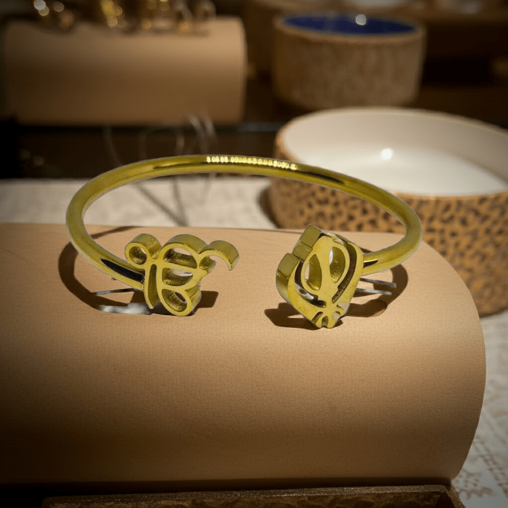 18K Gold Plated Ik Onkar Khanda Bangle