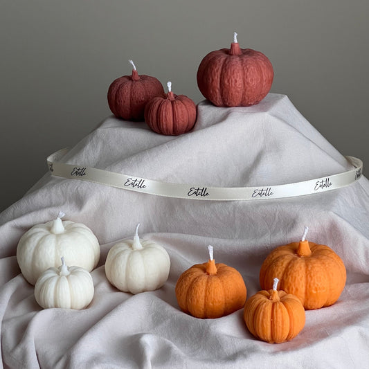 Lot de bougies artisanales à la cire de soja en forme de citrouille : Décoration d'automne