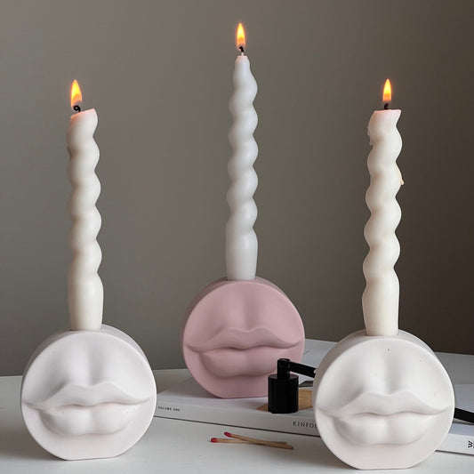 Bougeoir Lèvres en Jesmonite : Décoration de mariage artisanale