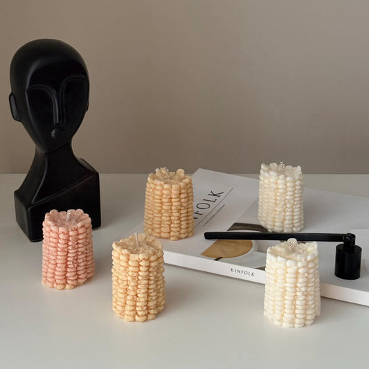 Bougie de soja en forme de maïs | Bougie pilier vegan, Décoration minimaliste