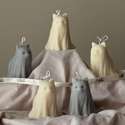 Duo de bougies sculptées Fantômes de chats et chiens d'Halloween : bougies en cire de soja coulées à la main