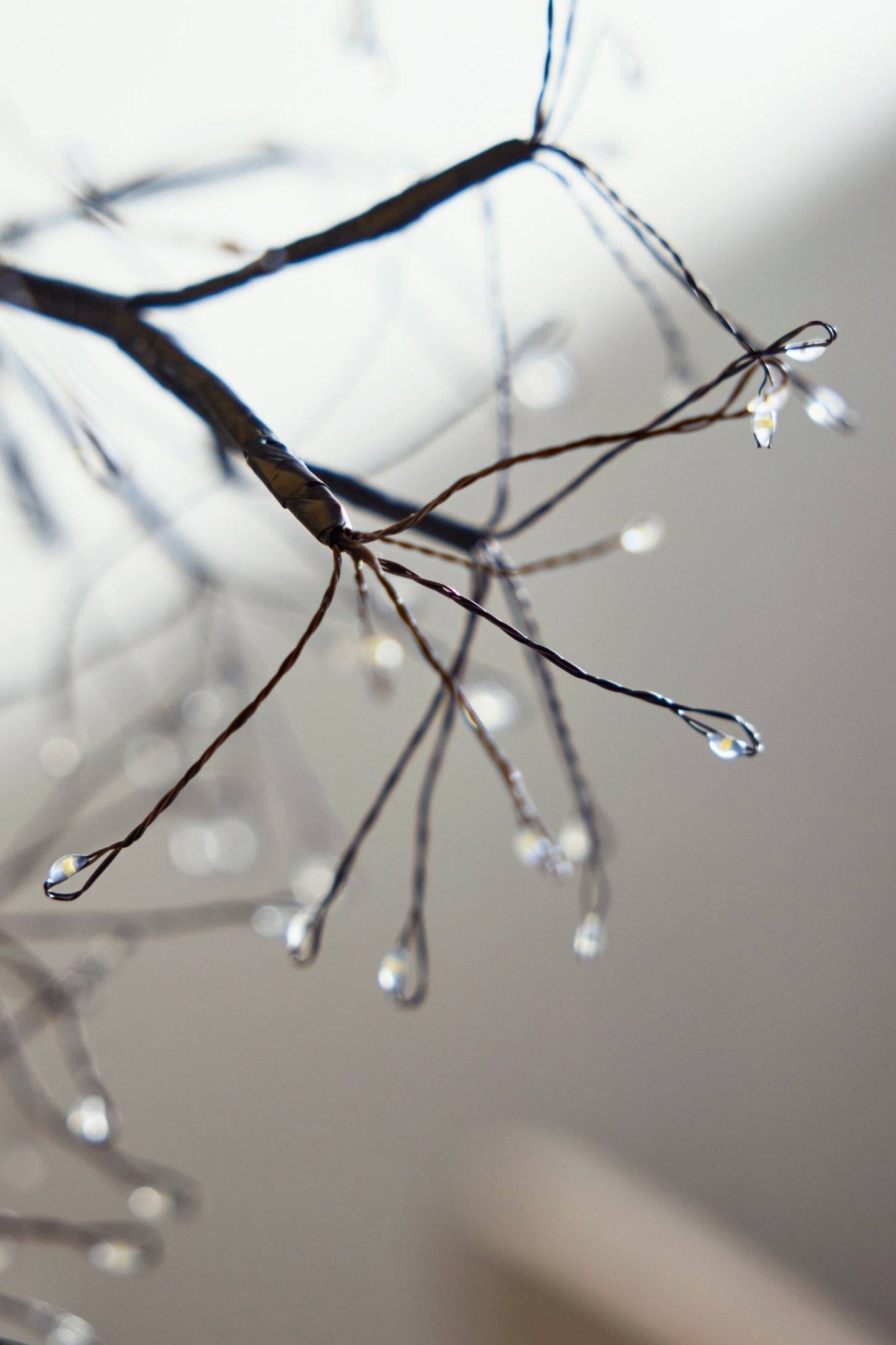 Illuminated LED Branch Sphere