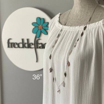 Collier Feuille Cascade – Longue chaîne à superposition avec feuilles en argent et métaux mélangés en cascade