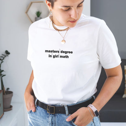 T-shirt brodé "Masters Degree In Girl Math"