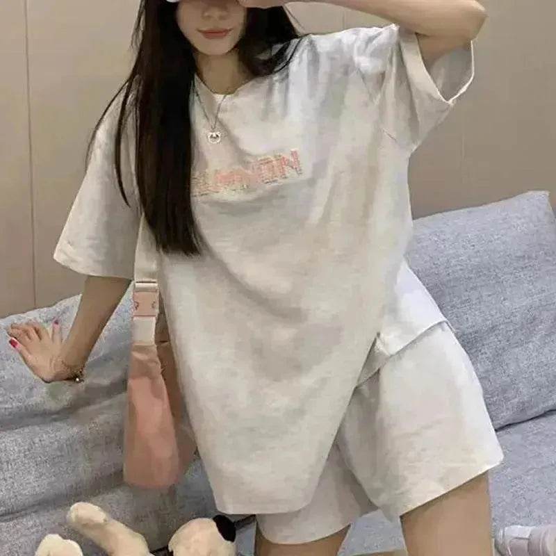 T-shirt ample amincissant à manches courtes Short taille haute à jambes larges