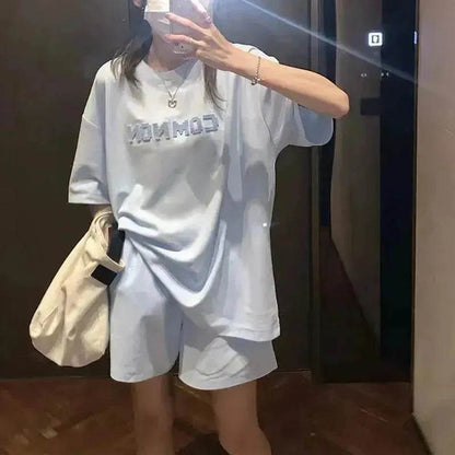 T-shirt ample amincissant à manches courtes Short taille haute à jambes larges