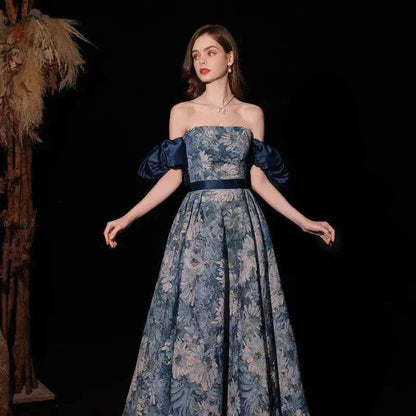 Robe de soirée bustier bleue style tableau princesse luxueuse avec jupe en forme de bol