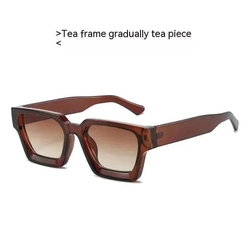Thick Frame Sunglasses - Minimalist And Versatile