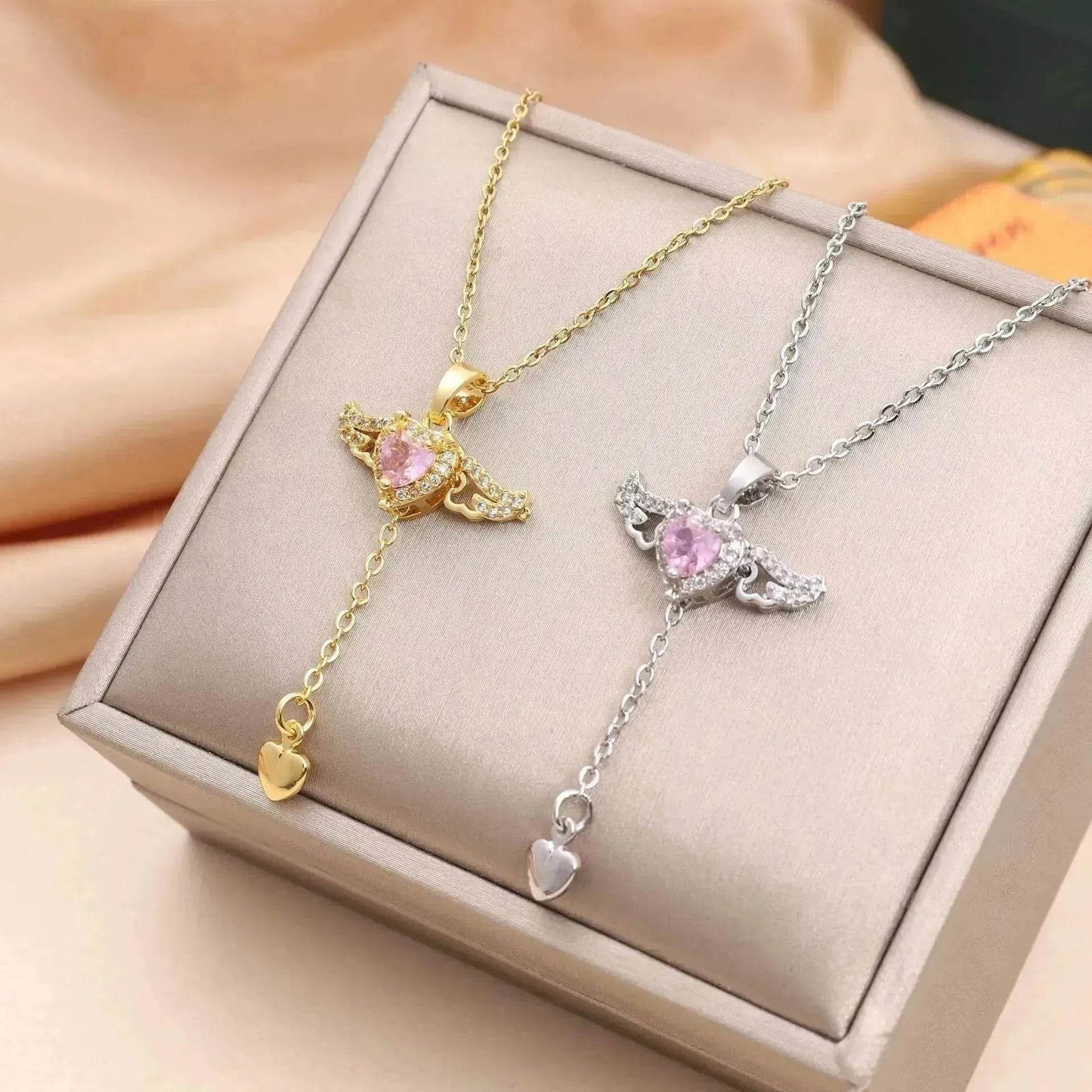 Collier Cœur Cupidon Ailes d'Ange Mobile avec Gland et Chaîne de Clavicule en Cristal, Bijou pour Femme, Cadeau Saint-Valentin