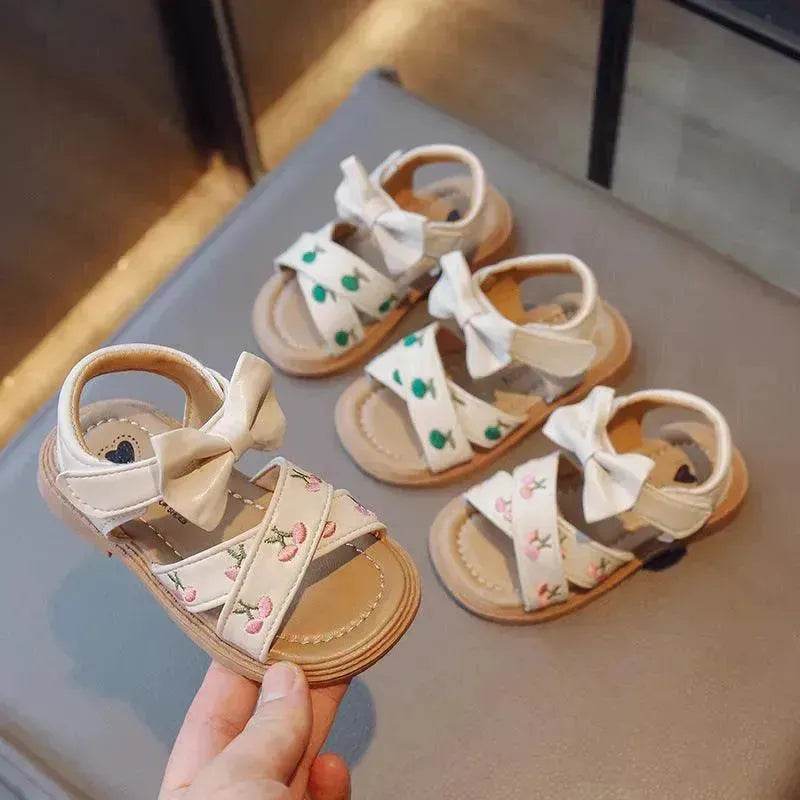 New Fashion Princess Shoes Soft Bottom Embroidered Shoes