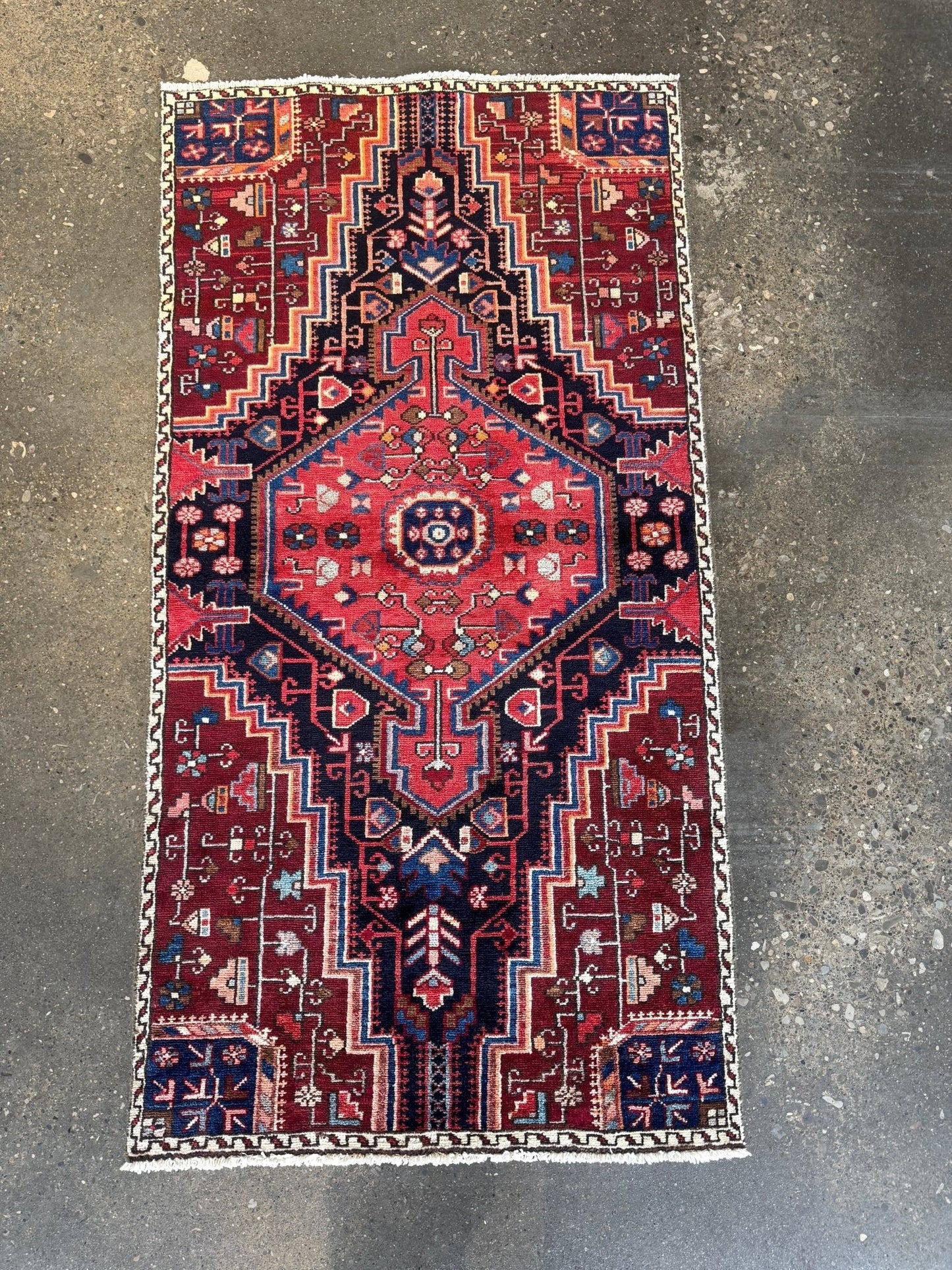 Persian Tuyserkan Rug | 2' 8" x 5' 1"