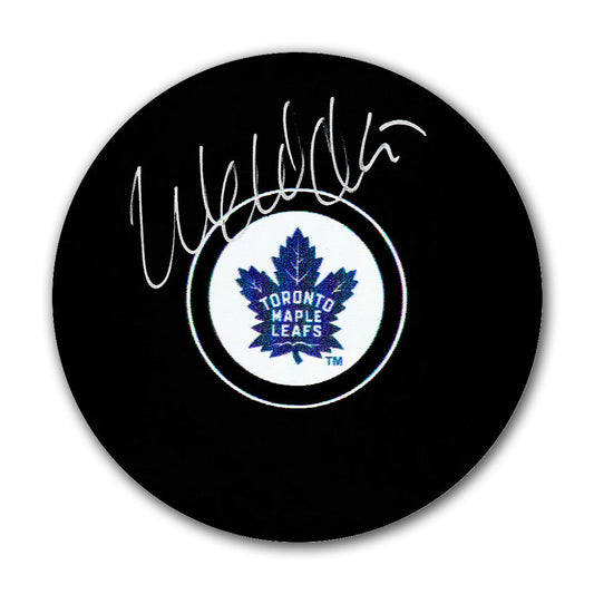 WENDEL CLARK AUTOGRAPHED HOCKEY PUCK - TORONTO MAPLE LEAFS