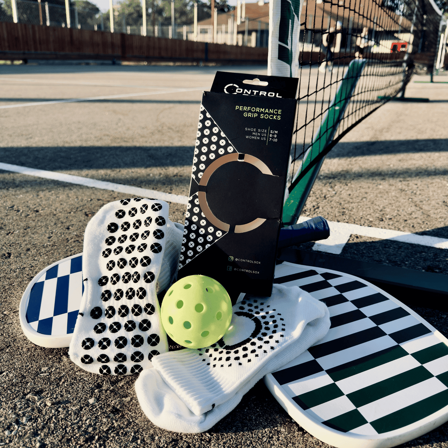 Quarter Pro - White