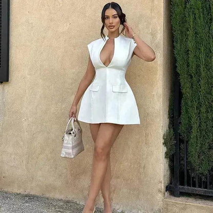 Charmante mini-robe évasée à col en V profond, mode d'été, style français, amincissante, robe courte, cardigan, robe-jupe tempérament, "Hot Girl"