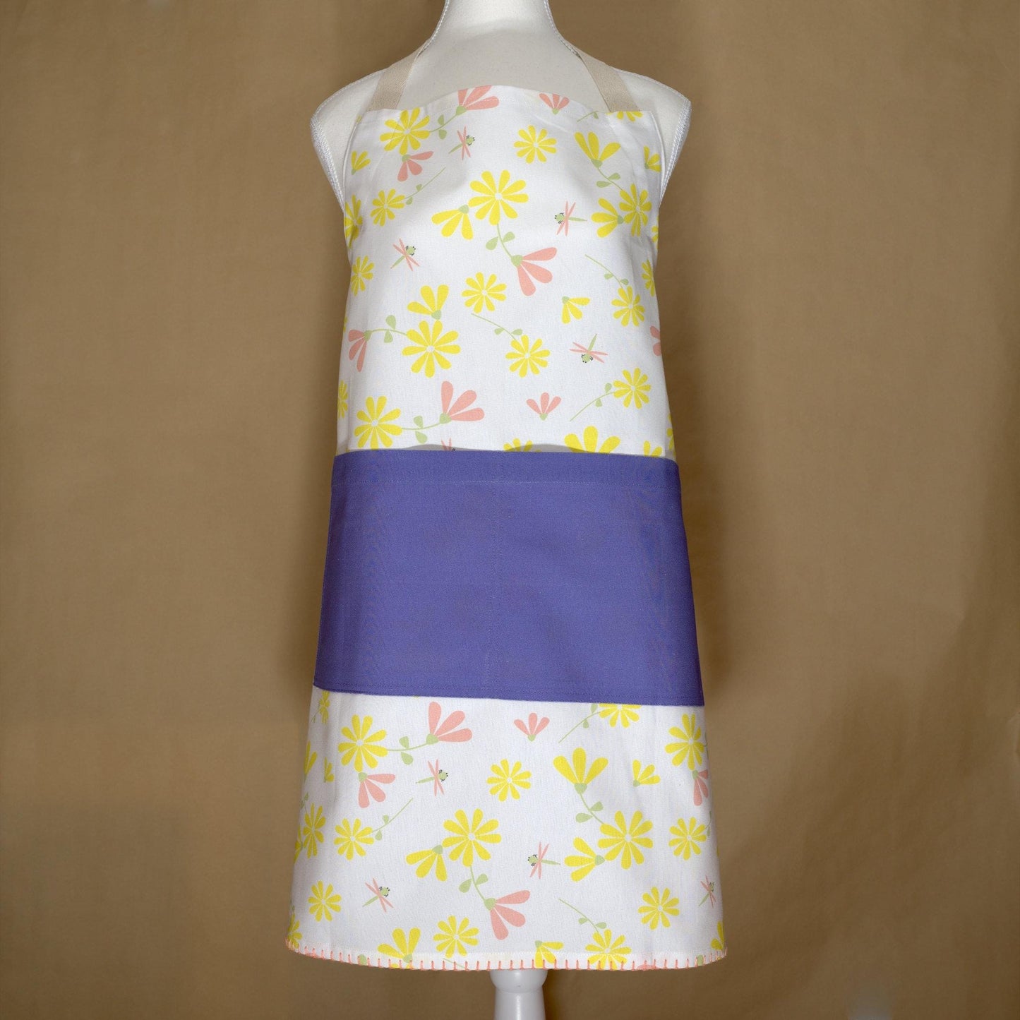 Shy Dragonfly: Washable Cotton Apron-4 Colors