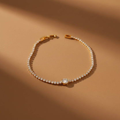 Luxury Zirconia Tennis Bracelet in 18K Gold – LeDeSaRa Jewelry