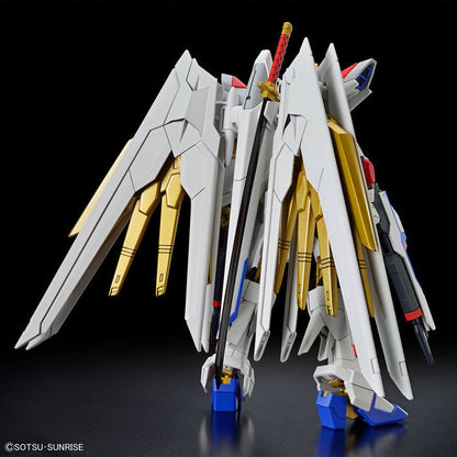 HGCE - #250 - Mighty Strike Freedom Gundam 1/144