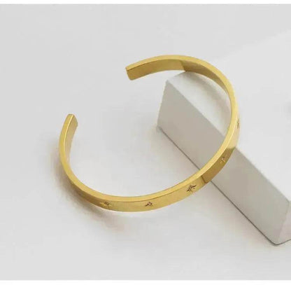 Bracelet étoile en acier titane plaqué or 18 carats pour femme Bracelet doré