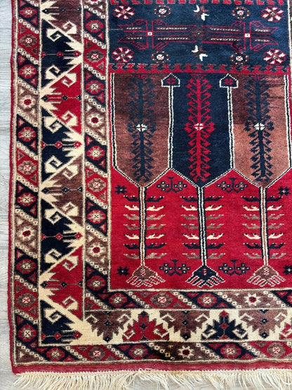 Turkish Konya Rug | 4' 2" x 6' 6"